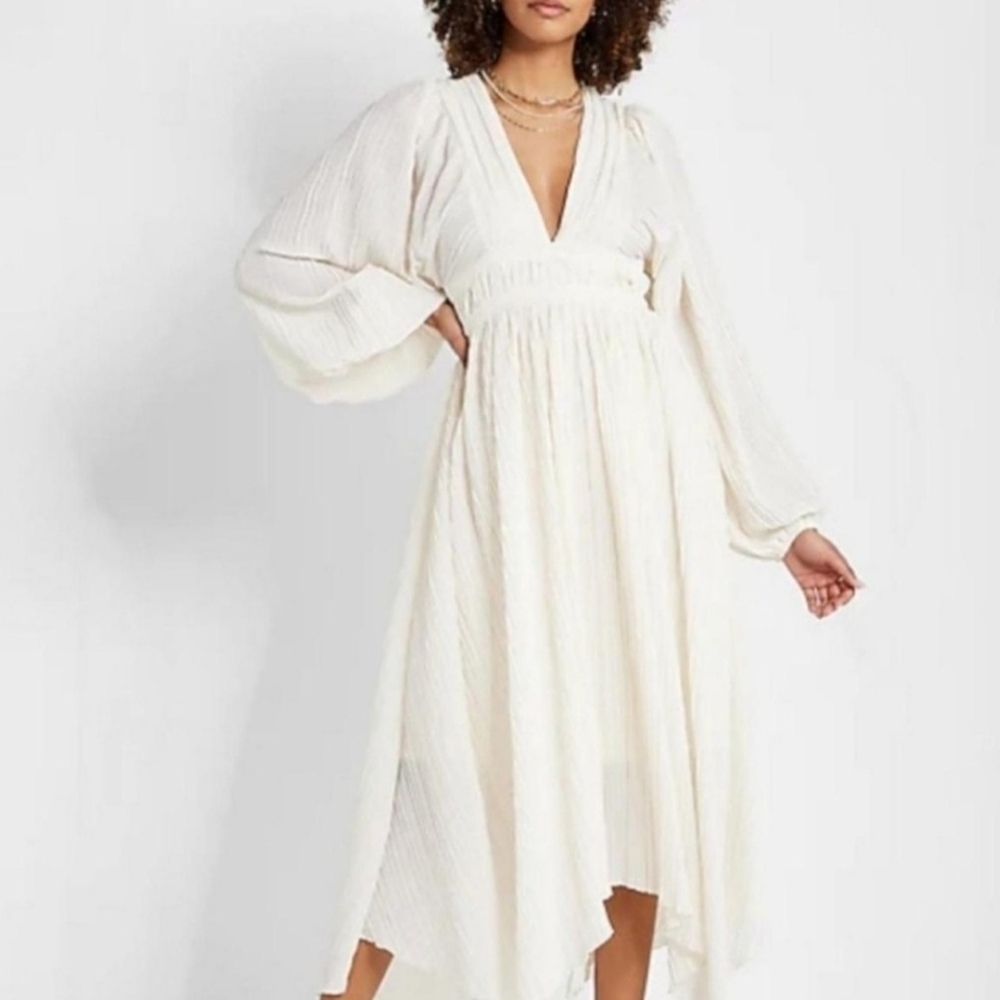 Express Elegant X Rachel Zoe Cream‎ Puff Sleeve Empire Waist Midi Asymmetric Hem